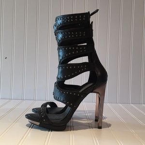 NWT BCBGMAXAZRIA Studded Heels sz 7.5